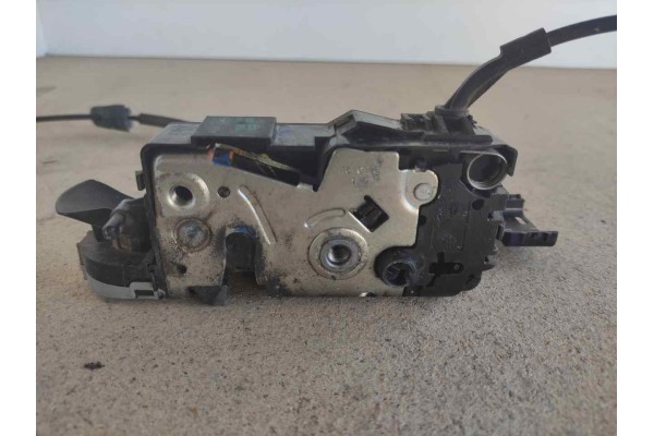 Recambio de cerradura puerta delantera derecha para citroen c4 picasso exclusive referencia OEM IAM 24097810  
