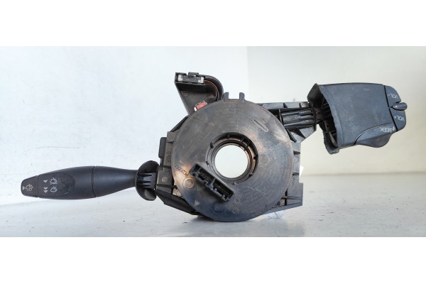 Recambio de mando multifuncion para ford focus berlina (cap) 1.8 tdci turbodiesel cat referencia OEM IAM 98AC17A553CC  