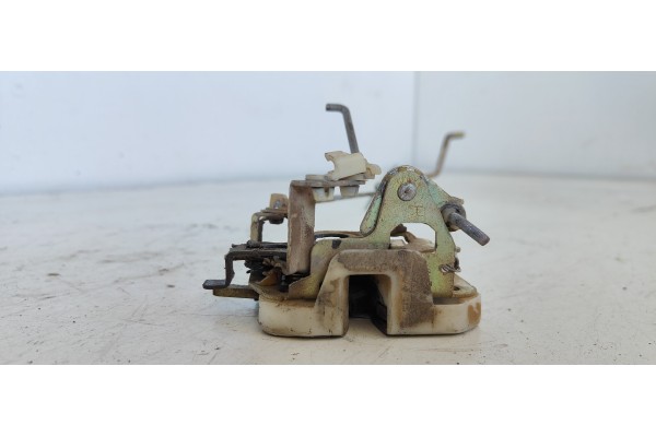 Recambio de cerradura puerta delantera derecha para kia sportage 2.0 turbodiesel cat referencia OEM IAM   