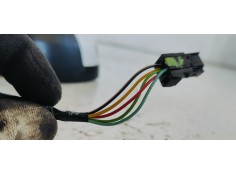 Recambio de retrovisor izquierdo para citroen c3 1.6 hdi 75 fap referencia OEM IAM E20207156  