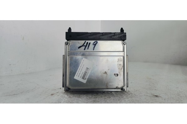 Recambio de centralita motor uce para volvo v70 familiar 2.4 d 5 163 referencia OEM IAM 0281010319  