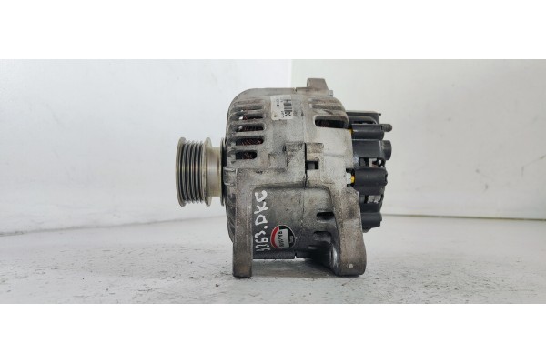 Recambio de alternador para renault megane ii berlina 3p confort dynamique referencia OEM IAM RAA15100  