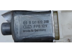 Recambio de motor elevalunas delantero izquierdo para peugeot 407 2.0 16v cat referencia OEM IAM 0130822200  