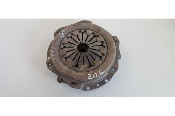Recambio de kit embrague para peugeot 206 berlina 1.4 referencia OEM IAM   
