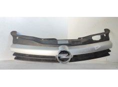 Recambio de rejilla delantera para opel astra h berlina 1.7 16v cdti referencia OEM IAM 13154225  