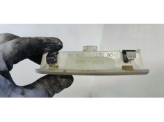 Recambio de luz interior para citroen c3 1.6 hdi 75 fap referencia OEM IAM 9680717080  