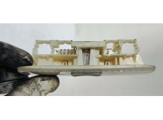 Recambio de luz interior para citroen c3 1.6 hdi 75 fap referencia OEM IAM 9680717080  