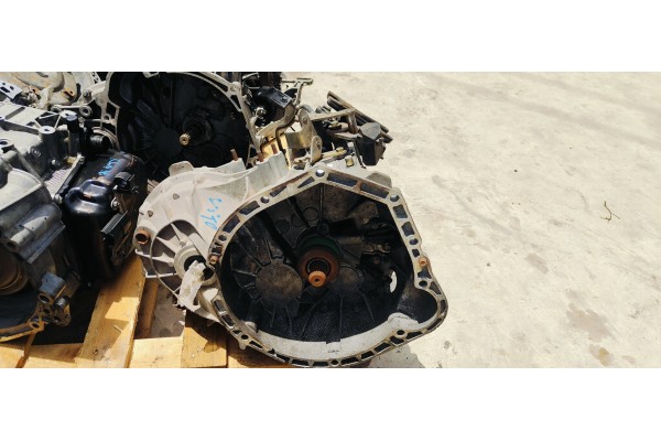 Recambio de caja cambios para mercedes-benz vito (w638) caja cerrada referencia OEM IAM A6382602200  