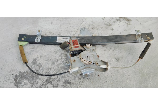 Recambio de elevalunas delantero derecho para ssangyong rexton 2.9d turbo 120 4x4 referencia OEM IAM 8810008011  