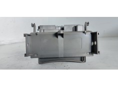 Recambio de caja reles / fusibles para renault laguna ii (bg0) 1.9 dci diesel referencia OEM IAM 8200004201E  
