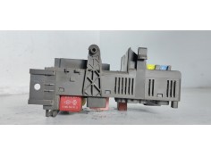 Recambio de caja reles / fusibles para renault laguna ii (bg0) 1.9 dci diesel referencia OEM IAM 8200004201E  