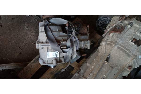 Recambio de caja transfer para kia sorento 2.5 crdi ex referencia OEM IAM 473004C111  