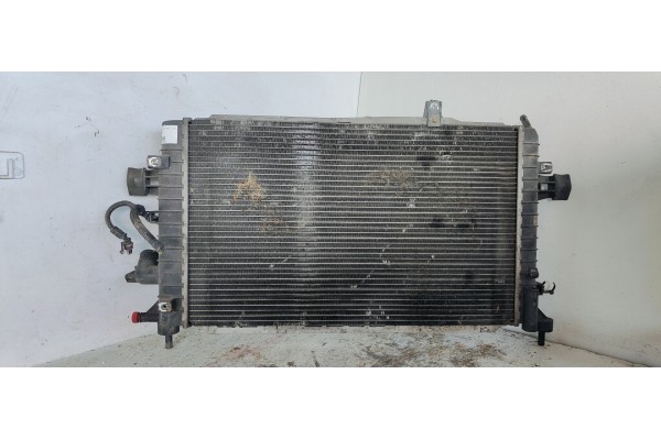 Recambio de radiador agua para opel astra twin top enjoy referencia OEM IAM 13152319  