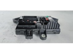 Recambio de caja reles / fusibles para opel insignia berlina edition referencia OEM IAM 529050199  