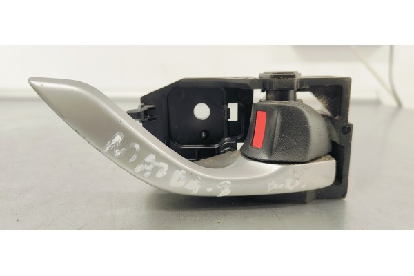 Recambio de maneta interior delantera derecha para mazda 3 lim. () 2.0 i 120 referencia OEM IAM T8314  