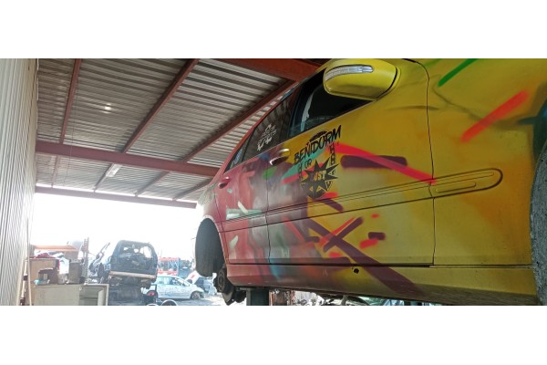 Recambio de puerta trasera derecha para mercedes-benz clase c (w203) berlina 2.2 cdi cat referencia OEM IAM   