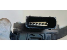 Recambio de pedal acelerador para opel insignia berlina 2.0cdti 130 fap referencia OEM IAM 13237352  