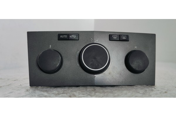 Recambio de mando climatizador para opel astra h ber. 1.6 i referencia OEM IAM 13122963  