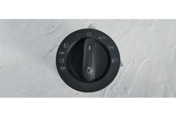 Recambio de mando luces para audi a6 berlina (4f2) 2.4 referencia OEM IAM 4F1941531D  