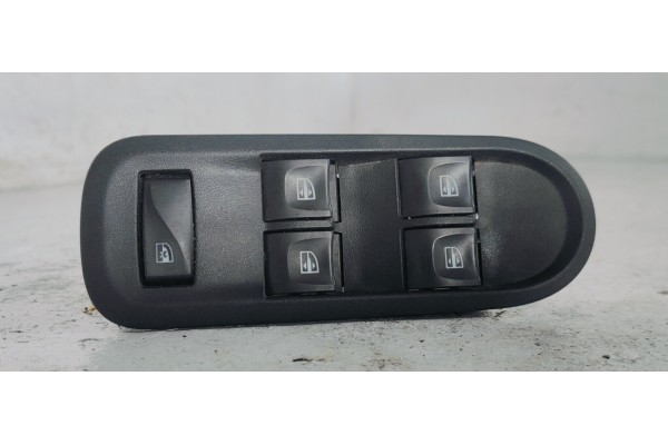 Recambio de mando elevalunas delantero izquierdo para dacia duster 1.5 dci referencia OEM IAM 254111342R  
