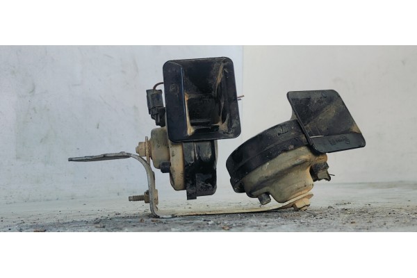 Recambio de claxon para audi a3 (8l) 1.9 tdi ambiente referencia OEM IAM E20092018  