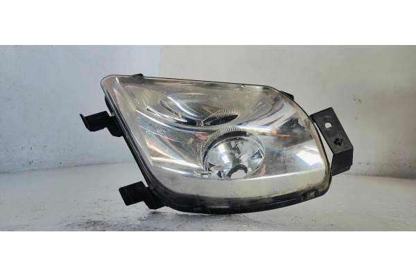 Recambio de faro antiniebla izquierdo para peugeot 308 1.4 i 100 referencia OEM IAM 9680498680  