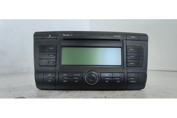 Recambio de sistema audio / radio cd para skoda octavia berlina (1z3) edition 100 referencia OEM IAM 1Z0035161B  