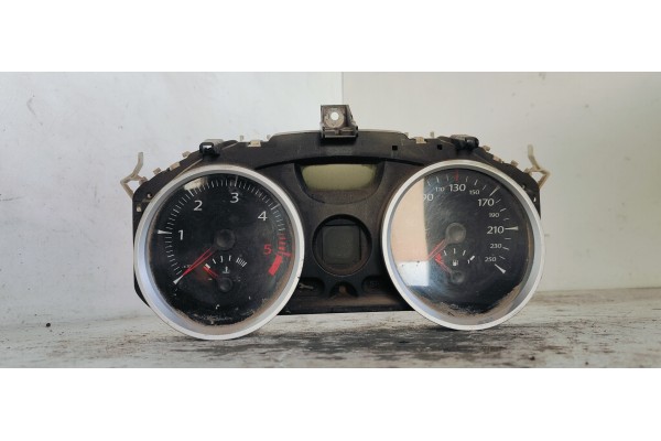 Recambio de cuadro instrumentos para renault megane ii berlina 5p confort authentique referencia OEM IAM 8200408798  