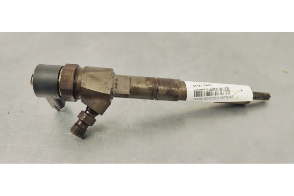Recambio de inyector para opel insignia berlina 2.0cdti 130 fap referencia OEM IAM 0445110423  