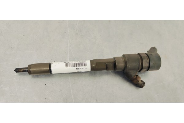 Recambio de inyector para hyundai tucson (jm) 2,0 crdi vgt comfort full 4x4 referencia OEM IAM 0445110258  