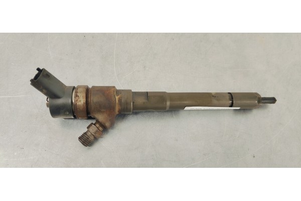 Recambio de inyector para hyundai tucson (jm) 2,0 crdi vgt comfort full 4x4 referencia OEM IAM 0445110258  
