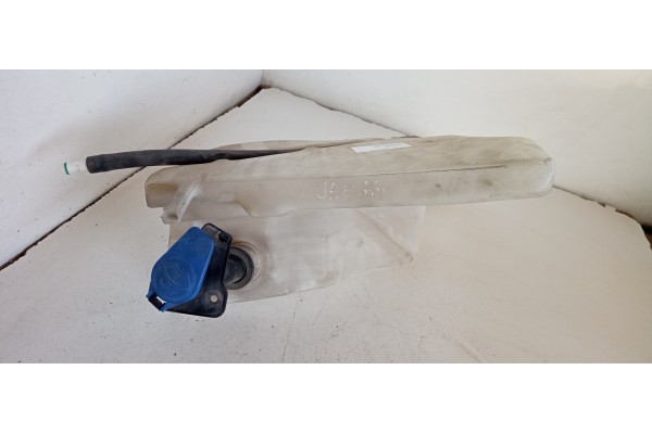 Recambio de deposito limpia para jaguar xf 2.7 v6 diesel luxury referencia OEM IAM 8X2317B613A  