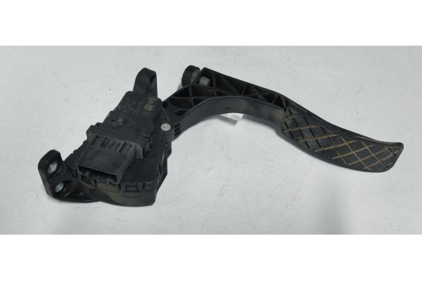 Recambio de potenciometro pedal para audi a6 berlina (4f2) 2.4 referencia OEM IAM 4F1723523A  