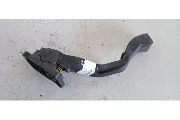 Recambio de potenciometro pedal para peugeot 307 cc (s1) 1.6 referencia OEM IAM F00C3E2429  