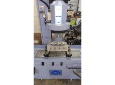 Recambio de culata para citroen saxo referencia OEM IAM 9619406110  