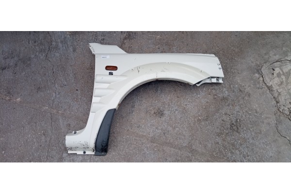 Recambio de aleta delantera derecha para land rover freelander (ln) 2.0 turbodiesel referencia OEM IAM   