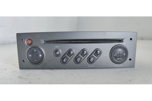 Recambio de sistema audio / radio cd para renault scenic ii grand confort dynamique referencia OEM IAM 8200550822  