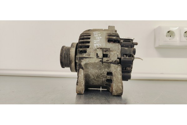 Recambio de alternador para renault scenic ii grand emotion referencia OEM IAM 8200100907  