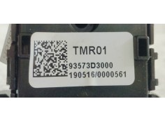 Recambio de mando retrovisor para hyundai tucson sle 2wd referencia OEM IAM 93573D3000  