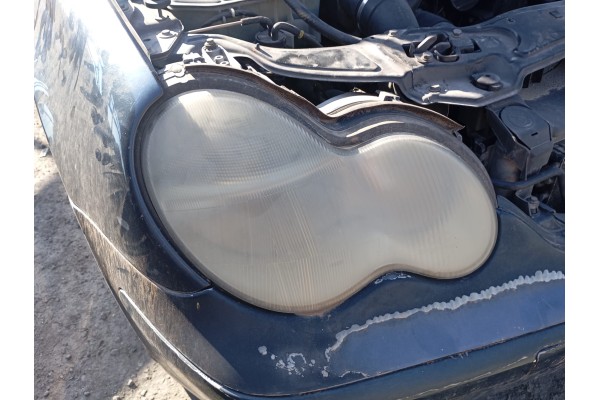 Recambio de faro derecho para mercedes-benz clase c (w203) berlina 220 cdi (203.006) referencia OEM IAM   