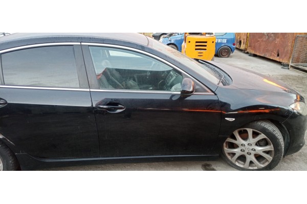 Recambio de puerta delantera derecha para mazda 6 lim. (gh) 2.0 turbodiesel cat referencia OEM IAM   