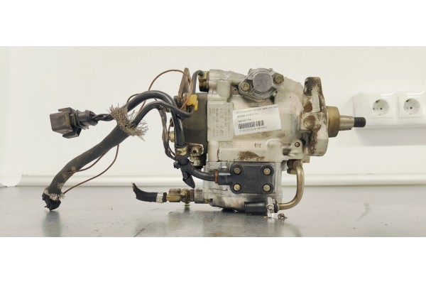 Recambio de bomba inyeccion para volkswagen passat berlina (3b2) highline syncro / 4motion referencia OEM IAM 028130115A  