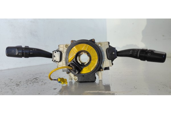 Recambio de mando multifuncion para kia sorento 2.5 crdi ex referencia OEM IAM   