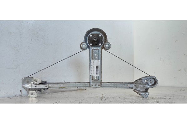 Recambio de elevalunas trasero izquierdo para opel astra h ber. 1.7 16v cdti referencia OEM IAM   