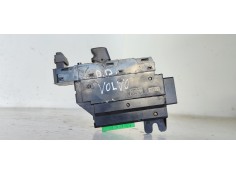 Recambio de mando elevalunas trasero derecho para volvo s60 berlina d5 referencia OEM IAM 8682837  