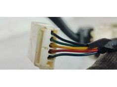 Recambio de mando multifuncion para ssangyong kyron 270 xdi limited 4wd referencia OEM IAM 8590009142  