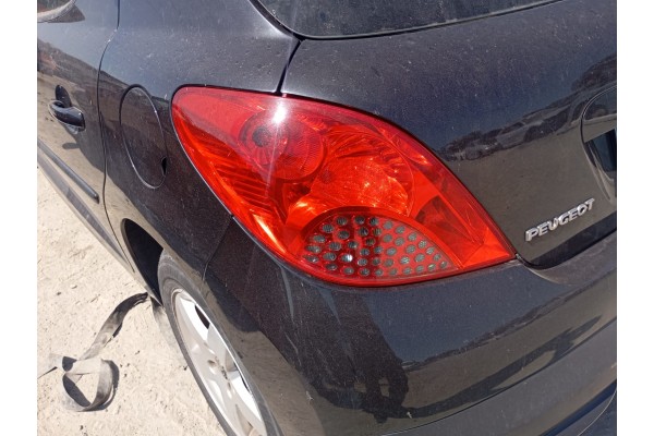 Recambio de piloto trasero izquierdo para peugeot 207 confort referencia OEM IAM   