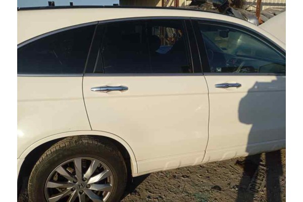 Recambio de puerta trasera derecha para honda cr-v (re) 2.2 dtec 150 4x4 fap referencia OEM IAM   