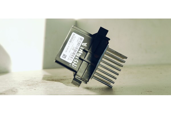 Recambio de resistencia calefaccion para opel insignia berlina 2.0cdti 130 fap referencia OEM IAM 13503201  