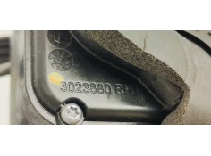 Recambio de cerradura puerta trasera derecha para opel zafira tourer 2.0 cdti 130 fap referencia OEM IAM   